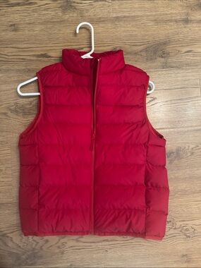 Uniqlo- PUFFTECH Washable Vest